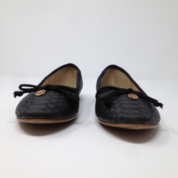 Nicole Millar Black Women Slip-On Flats 6M Shoes - Picture 2 of 8